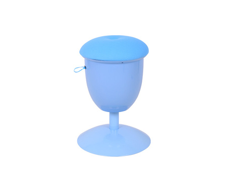 Nutty children's ergonomic hocker blue