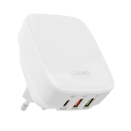 32W 3 port USB charger PD QC Ldnio Q334 white