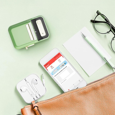 Modrá tlačiareň štítkov Niimbot D110