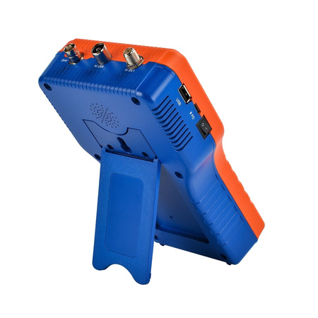 Digitálny satelitný vyhľadávač FreeSAT V8 PRO v2 meter