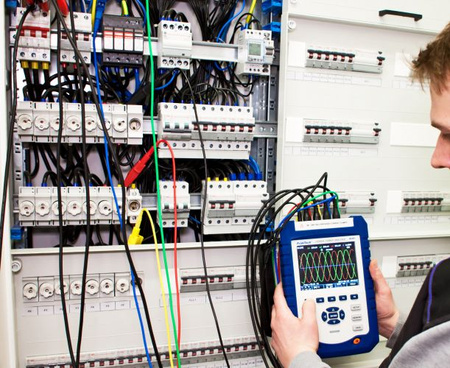 PeakTech 4145 Three-Phase Network Power Analyzer