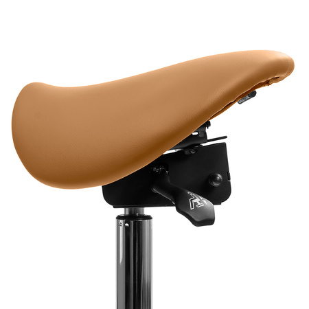 Ergonomisch verstellbarer Hocker SELLA braun