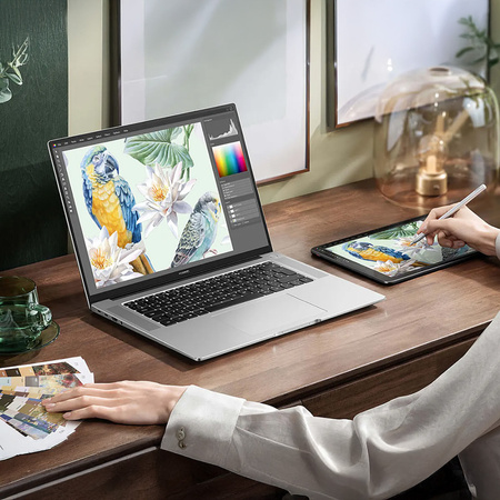 Dokovacia stanica Minisforum MGA1 s grafickou kartou