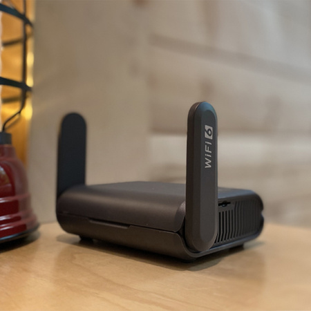 Router mini Wi-Fi 6 VPN GL.iNet Slate AX GL-AXT1800