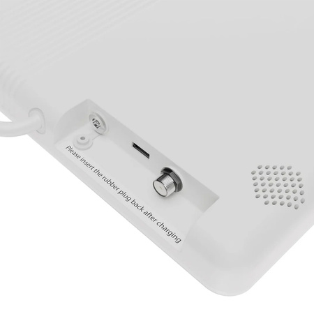 Przenośny mobilny TV bateria IP66 Smart 15.6"