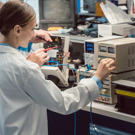 PeakTech 1341 4-channel USB 100MHz digital oscilloscope