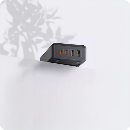 GaN 65W PD QC3.0 4-portová nabíjačka