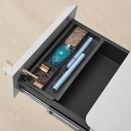 Zestaw do nowoczesnego biura: biurko elektryczne + fotel + szafka