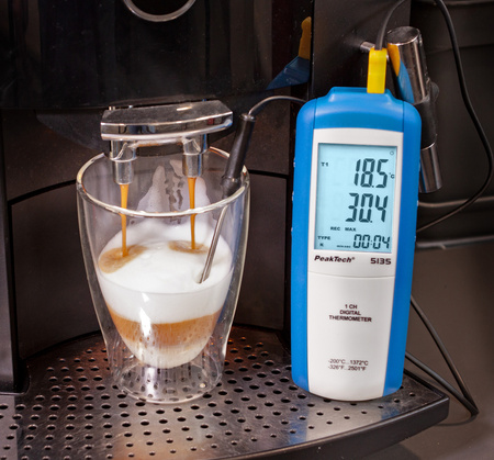 Digitální jednokanálový měřič teploty PeakTech 5135