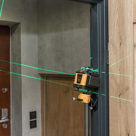 Poziomica laserowa 4D ECO Linbox z dodatkami