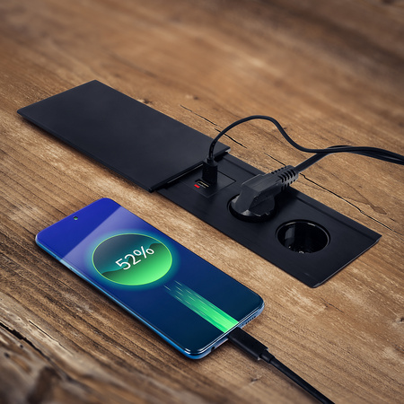 Spacetronik SPS-S24B COMPACT pultová zásuvka