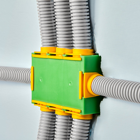 Peszel pilotná rúra SP-P16G 320N sivá fi 16mm 25mb