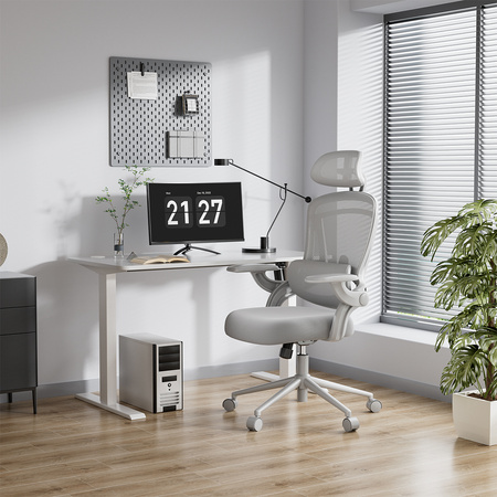 Doris 10 swivel office chair Black