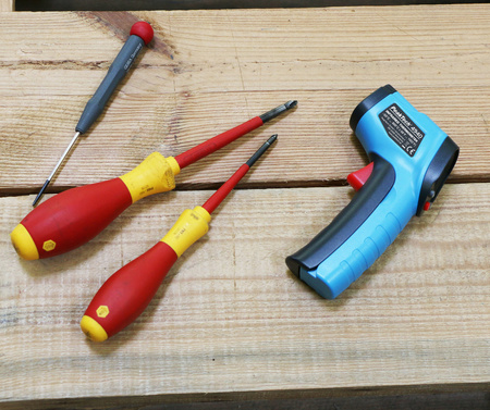 IR Non-contact Laser Pyrometer -50 +600°C 4940